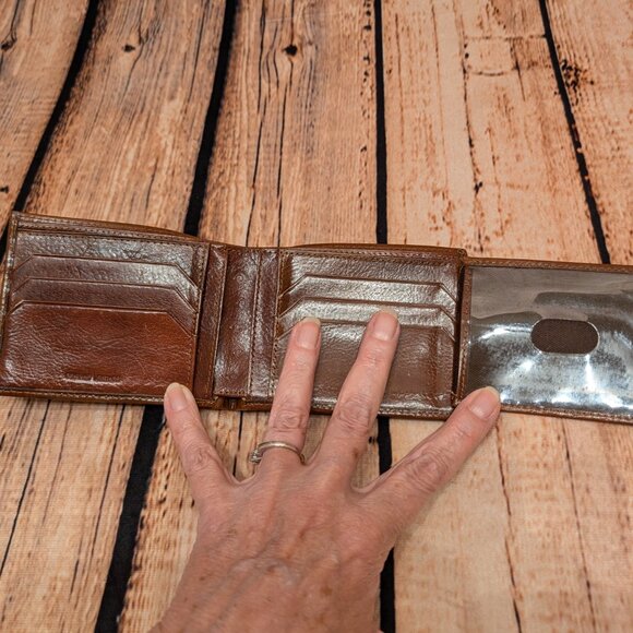 Pierre Cardin Brown Leather Wallet Used in GREAT shape - Picture 9 of 11